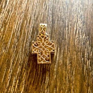 Cross Pendant / Charm